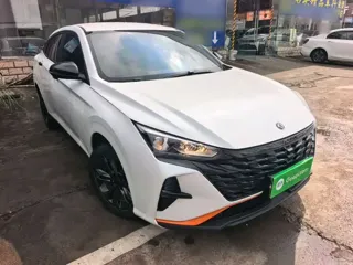 Dongfeng Aeolus Yixuan 2023 купить из Китая, цена 1 186 000 ₽ — Suifenhe Auto