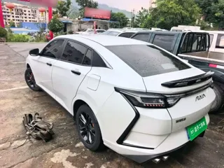 Dongfeng Aeolus Yixuan 2023 купить из Китая, цена 1 186 000 ₽ — Suifenhe Auto