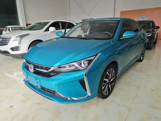 Dongfeng Aeolus Yixuan 2019 купить из Китая, цена 1 108 000 ₽ — Suifenhe Auto