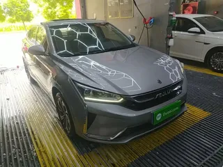 Dongfeng Aeolus Yixuan 2021 купить из Китая, цена 1 217 000 ₽ — Suifenhe Auto