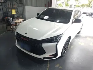 Dongfeng Aeolus Yixuan 2022 купить из Китая, цена 1 017 000 ₽ — Suifenhe Auto