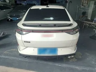 Dongfeng Aeolus Yixuan 2022 купить из Китая, цена 1 017 000 ₽ — Suifenhe Auto