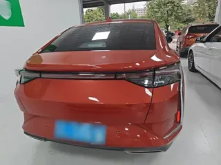 Dongfeng Aeolus Yixuan 2019 купить из Китая, цена 1 100 000 ₽ — Suifenhe Auto