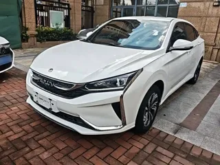 Dongfeng Aeolus Yixuan 2022 купить из Китая, цена 1 042 000 ₽ — Suifenhe Auto