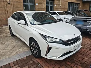 Dongfeng Aeolus Yixuan 2022 купить из Китая, цена 1 042 000 ₽ — Suifenhe Auto