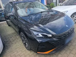 Dongfeng Aeolus Yixuan 2023 купить из Китая, цена 1 091 000 ₽ — Suifenhe Auto