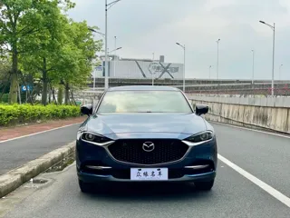 Mazda CX-4 2020 купить из Китая, цена 2 035 000 ₽ — Suifenhe Auto