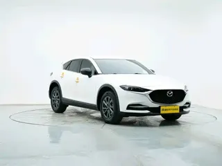 Mazda CX-4 2023 купить из Китая, цена 1 808 000 ₽ — Suifenhe Auto