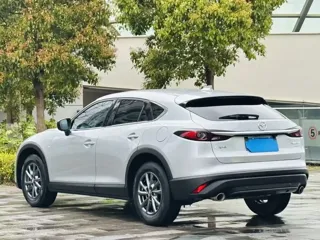 Mazda CX-4 2022 купить из Китая, цена 2 023 000 ₽ — Suifenhe Auto