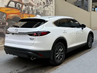 Mazda CX-4 2023 купить из Китая, цена 2 362 000 ₽ — Suifenhe Auto