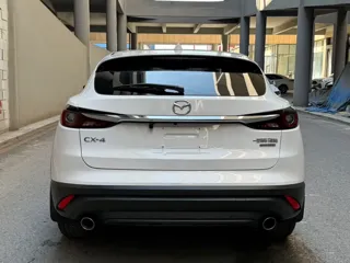 Mazda CX-4 2023 купить из Китая, цена 2 362 000 ₽ — Suifenhe Auto