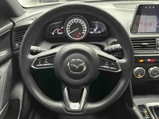 Mazda CX-4 2023 купить из Китая, цена 2 482 000 ₽ — Suifenhe Auto