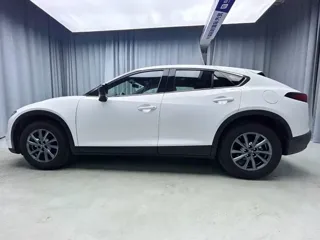 Mazda CX-4 2023 купить из Китая, цена 2 362 000 ₽ — Suifenhe Auto