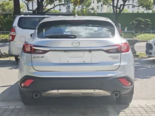 Mazda CX-4 2018 купить из Китая, цена 1 835 000 ₽ — Suifenhe Auto