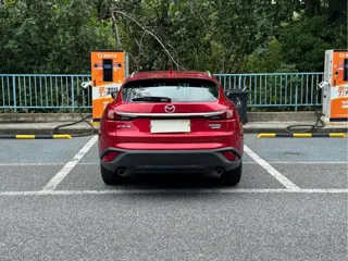 Mazda CX-4 2019 купить из Китая, цена 1 904 000 ₽ — Suifenhe Auto