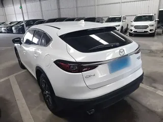 Mazda CX-4 2021 купить из Китая, цена 2 205 000 ₽ — Suifenhe Auto