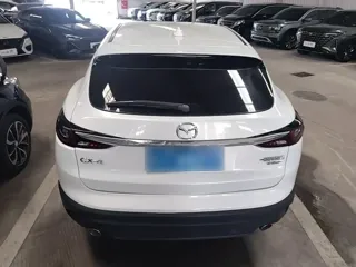 Mazda CX-4 2021 купить из Китая, цена 2 205 000 ₽ — Suifenhe Auto