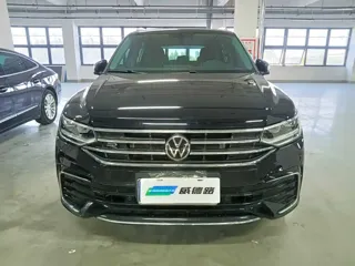 Volkswagen Tiguan L 2025 купить из Китая, цена 3 962 000 ₽ — Suifenhe Auto