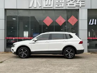 Volkswagen Tiguan L 2021 купить из Китая, цена 2 010 000 ₽ — Suifenhe Auto