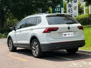 Volkswagen Tiguan L 2025 купить из Китая, цена 3 548 000 ₽ — Suifenhe Auto
