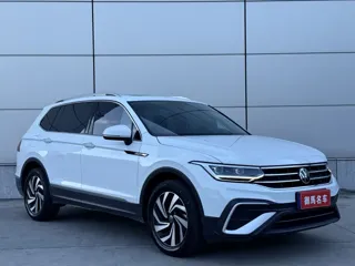 Volkswagen Tiguan L 2022 купить из Китая, цена 2 847 000 ₽ — Suifenhe Auto