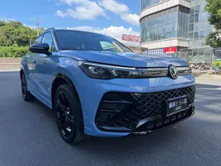 Volkswagen Tiguan L 2025 купить из Китая, цена 4 634 000 ₽ — Suifenhe Auto
