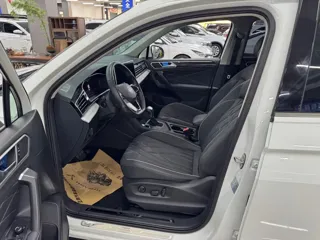 Volkswagen Tiguan L 2023 купить из Китая, цена 2 717 000 ₽ — Suifenhe Auto