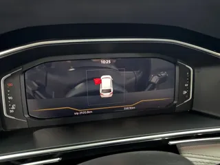 Volkswagen Tiguan L 2023 купить из Китая, цена 2 717 000 ₽ — Suifenhe Auto