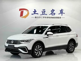 Volkswagen Tiguan L 2022 купить из Китая, цена 2 678 000 ₽ — Suifenhe Auto