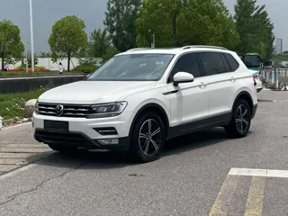 Volkswagen Tiguan L 2021 купить из Китая, цена 1 681 000 ₽ — Suifenhe Auto