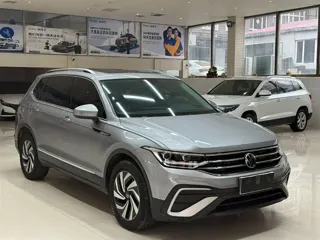 Volkswagen Tiguan L 2023 купить из Китая, цена 2 769 000 ₽ — Suifenhe Auto