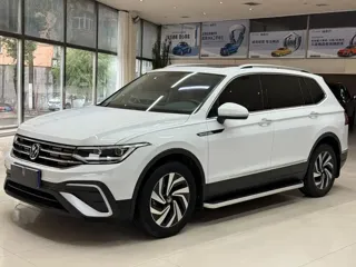 Volkswagen Tiguan L 2023 купить из Китая, цена 2 717 000 ₽ — Suifenhe Auto