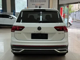 Volkswagen Tiguan L 2023 купить из Китая, цена 2 717 000 ₽ — Suifenhe Auto