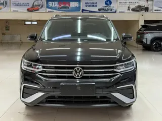 Volkswagen Tiguan L 2023 купить из Китая, цена 2 769 000 ₽ — Suifenhe Auto