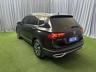 Volkswagen Tiguan L 2022 купить из Китая, цена 2 509 000 ₽ — Suifenhe Auto