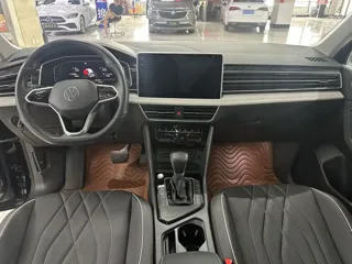Volkswagen Tiguan L 2022 купить из Китая, цена 2 706 000 ₽ — Suifenhe Auto