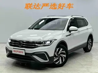 Volkswagen Tiguan L 2022 купить из Китая, цена 2 798 000 ₽ — Suifenhe Auto