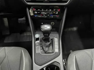 Volkswagen Tiguan L 2022 купить из Китая, цена 2 798 000 ₽ — Suifenhe Auto
