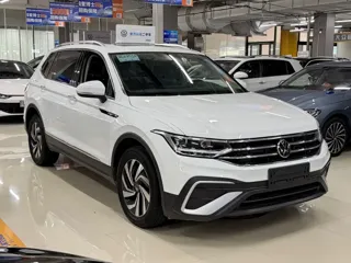Volkswagen Tiguan L 2023 купить из Китая, цена 2 717 000 ₽ — Suifenhe Auto