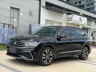 Volkswagen Tiguan L 2024 купить из Китая, цена 3 836 000 ₽ — Suifenhe Auto