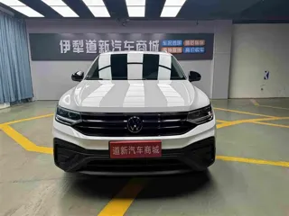 Volkswagen Tiguan L 2024 купить из Китая, цена 3 600 000 ₽ — Suifenhe Auto