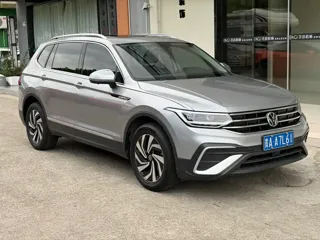 Volkswagen Tiguan L 2023 купить из Китая, цена 2 706 000 ₽ — Suifenhe Auto