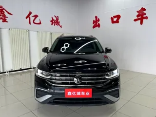 Volkswagen Tiguan L 2023 купить из Китая, цена 2 496 000 ₽ — Suifenhe Auto