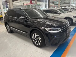 Volkswagen Tiguan L 2025 купить из Китая, цена 3 838 000 ₽ — Suifenhe Auto