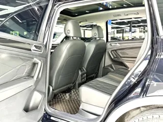 Volkswagen Tiguan L 2023 купить из Китая, цена 2 641 000 ₽ — Suifenhe Auto