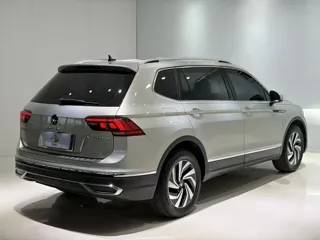 Volkswagen Tiguan L 2023 купить из Китая, цена 2 977 000 ₽ — Suifenhe Auto