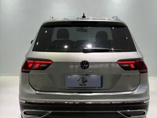 Volkswagen Tiguan L 2023 купить из Китая, цена 2 977 000 ₽ — Suifenhe Auto