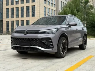 Volkswagen Tiguan L 2024 купить из Китая, цена 3 569 000 ₽ — Suifenhe Auto
