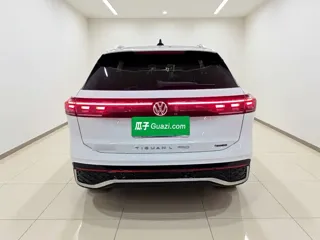 Volkswagen Tiguan L 2024 купить из Китая, цена 4 150 000 ₽ — Suifenhe Auto