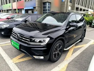 Volkswagen Tiguan L 2021 купить из Китая, цена 1 677 000 ₽ — Suifenhe Auto